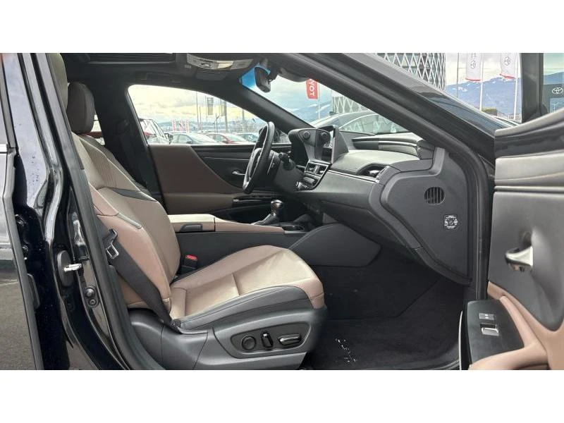 Lexus ES 300 h 2.5P CVT FWD LIMITED EDITION, снимка 6 - Автомобили и джипове - 53615403