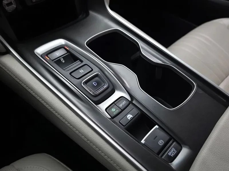 Honda Accord 10Th Generation 2.0 Hybrid Touring | Mobile.bg � ����������� 17