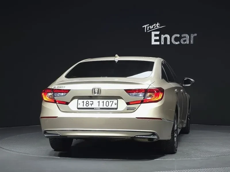 Honda Accord 10Th Generation 2.0 Hybrid Touring | Mobile.bg � ����������� 7