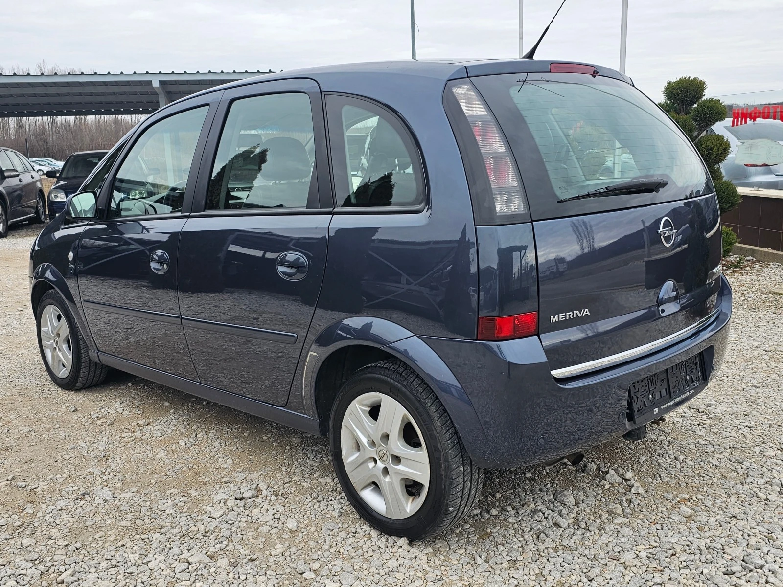 Opel Meriva 1.4i КЛИМАТРОНИК РЕАЛНИ КИЛОМЕТРИ - изображение 3