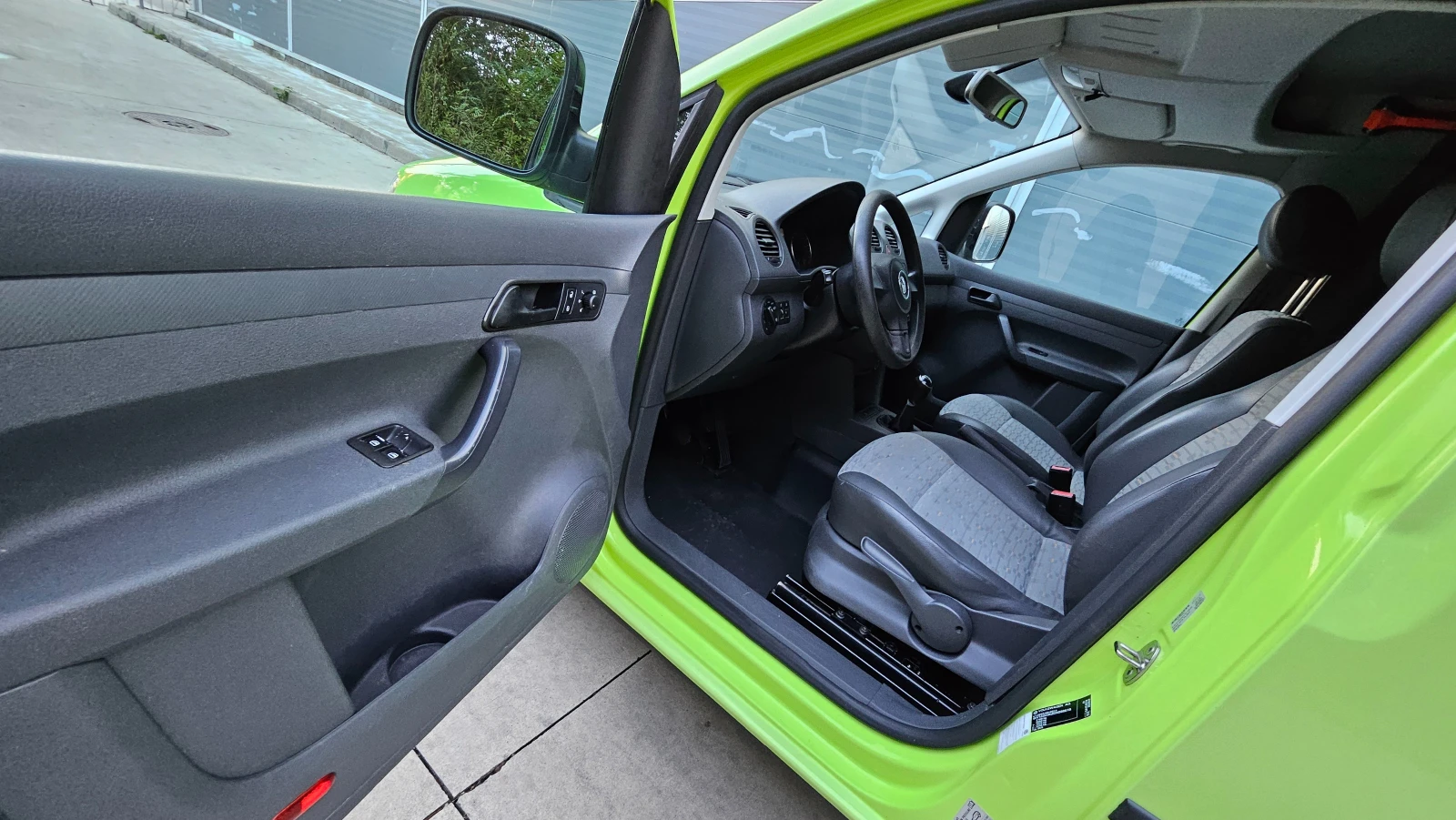 VW Caddy | Mobile.bg   11