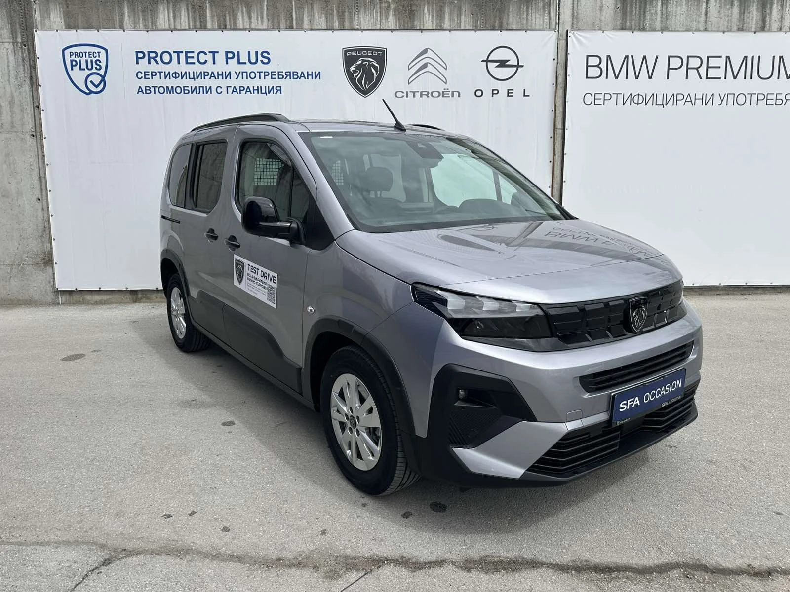 Peugeot Rifter MCA MPV Standard ALLURE 1.5 BlueHDI 130 EAT8 S&S E - изображение 3