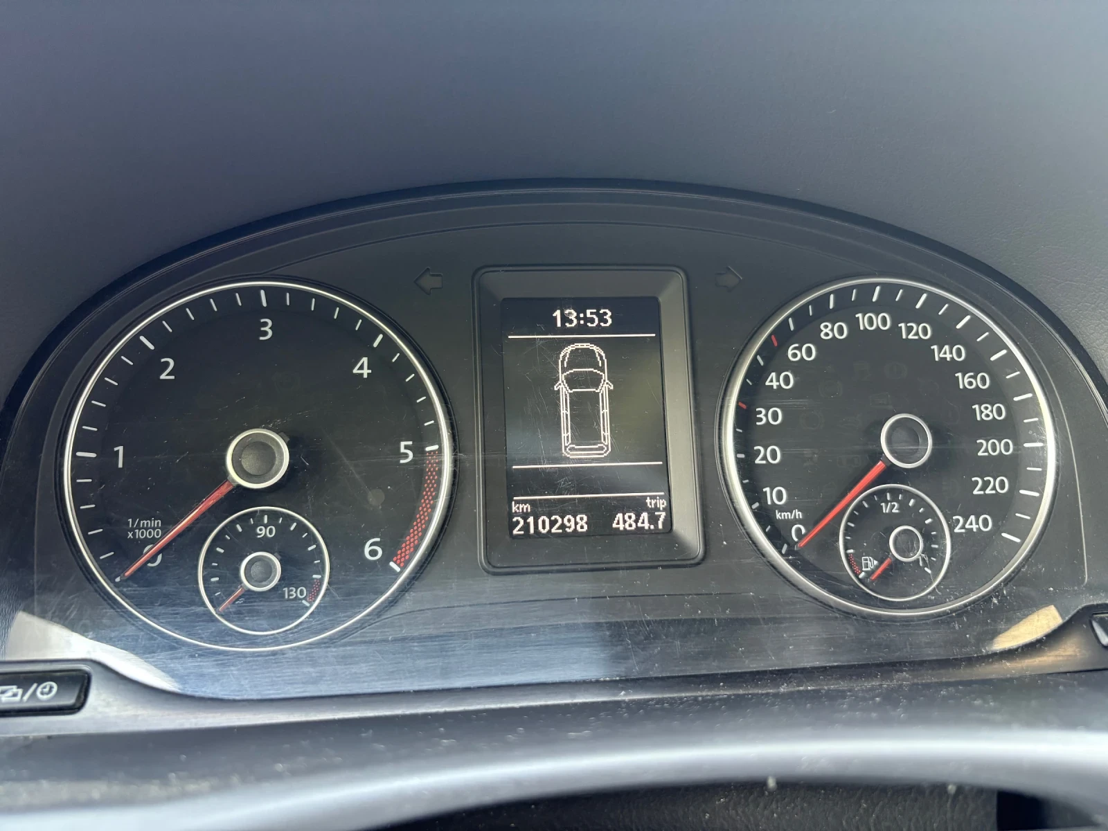 VW Touran 6+ 1 | Mobile.bg   12