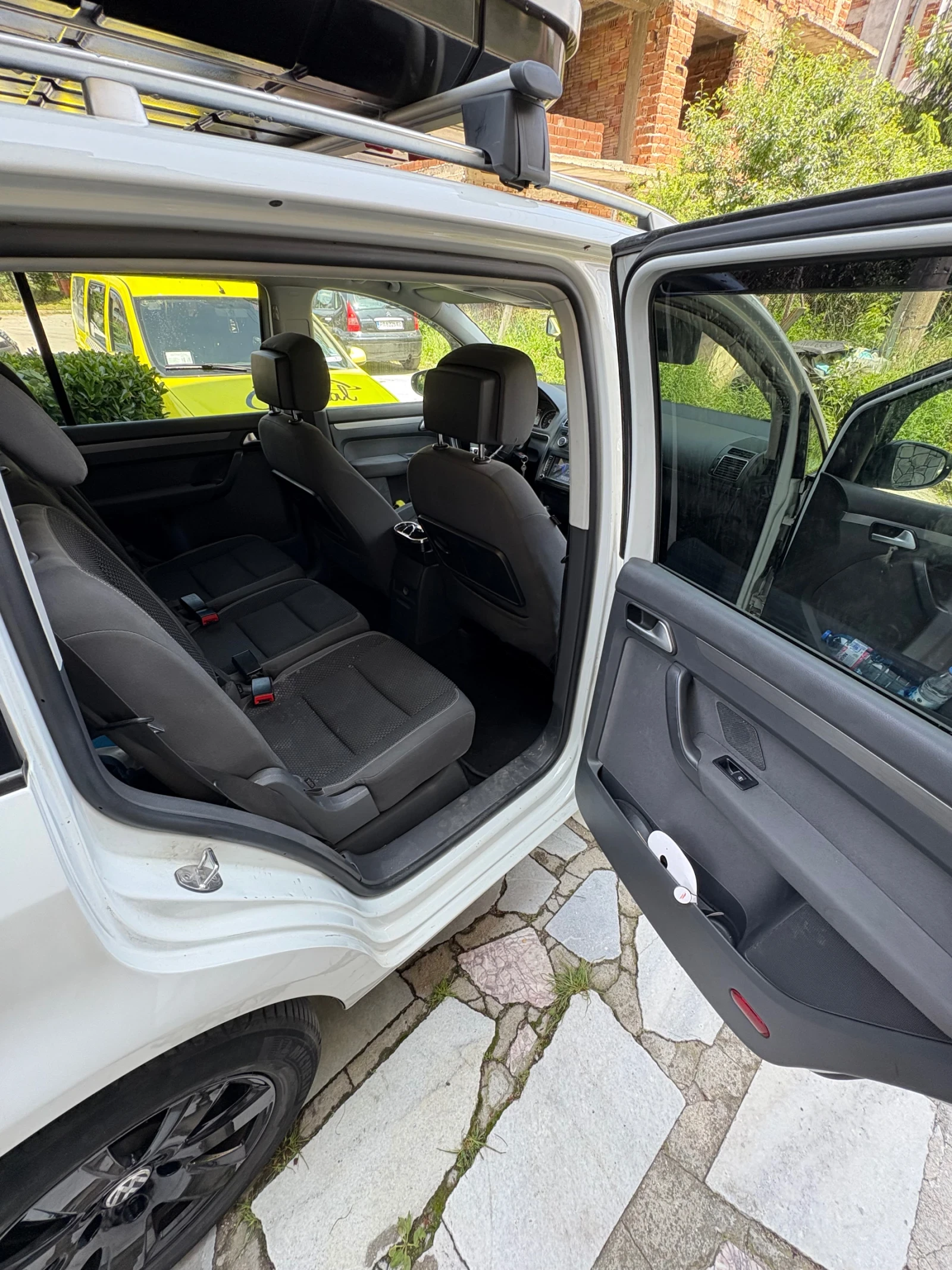 VW Touran 6+ 1 - изображение 9
