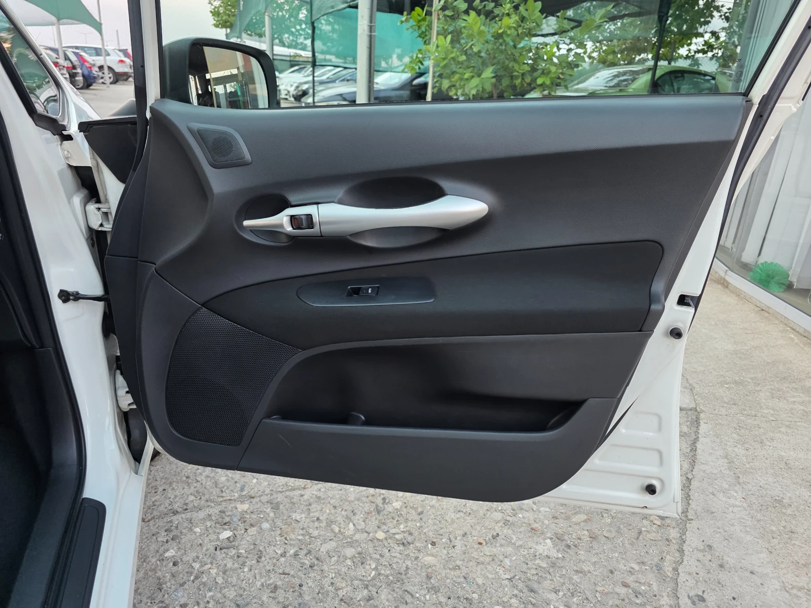 Toyota Auris 1.6 VVTI FaceLift Navi Evro 5 - изображение 7