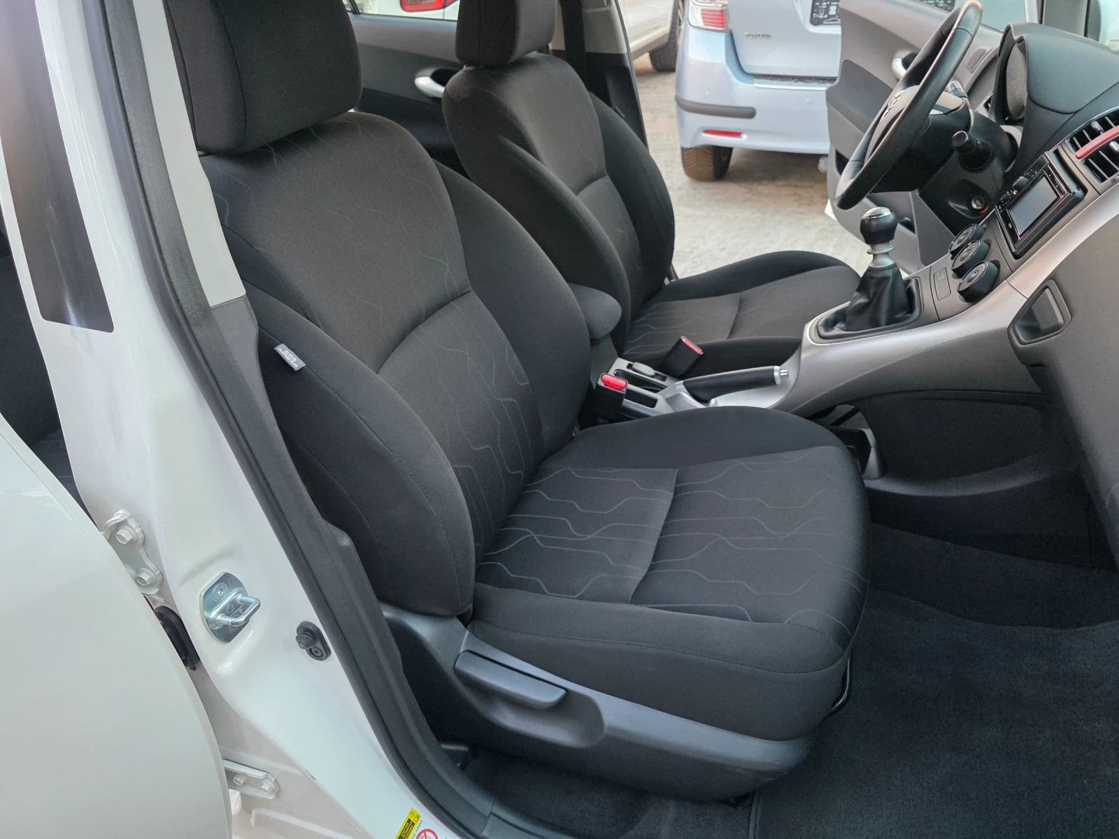 Toyota Auris 1.6 VVTI FaceLift Navi Evro 5 - изображение 8