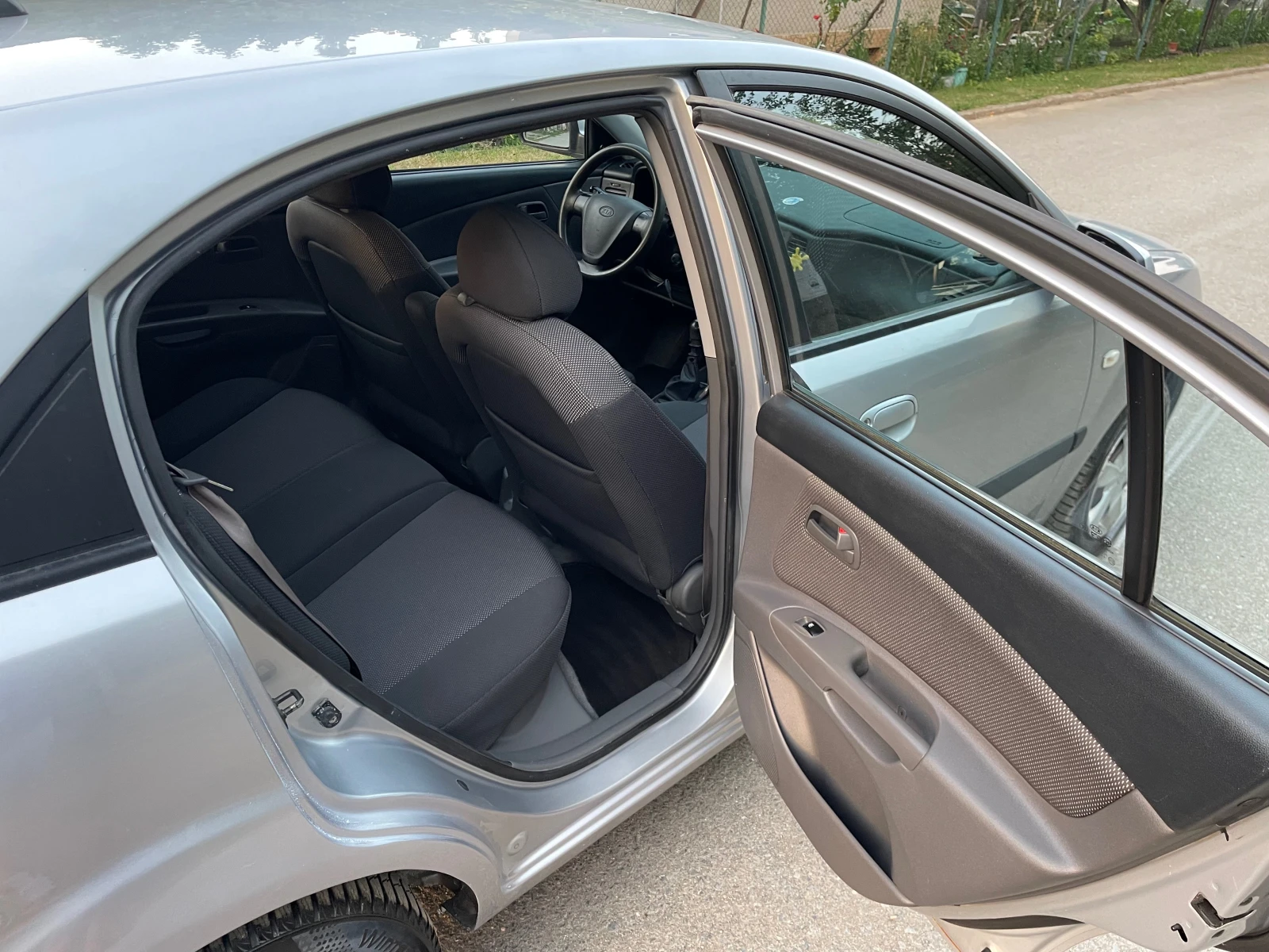 Kia Rio 1.4 I | Mobile.bg — изображение 11