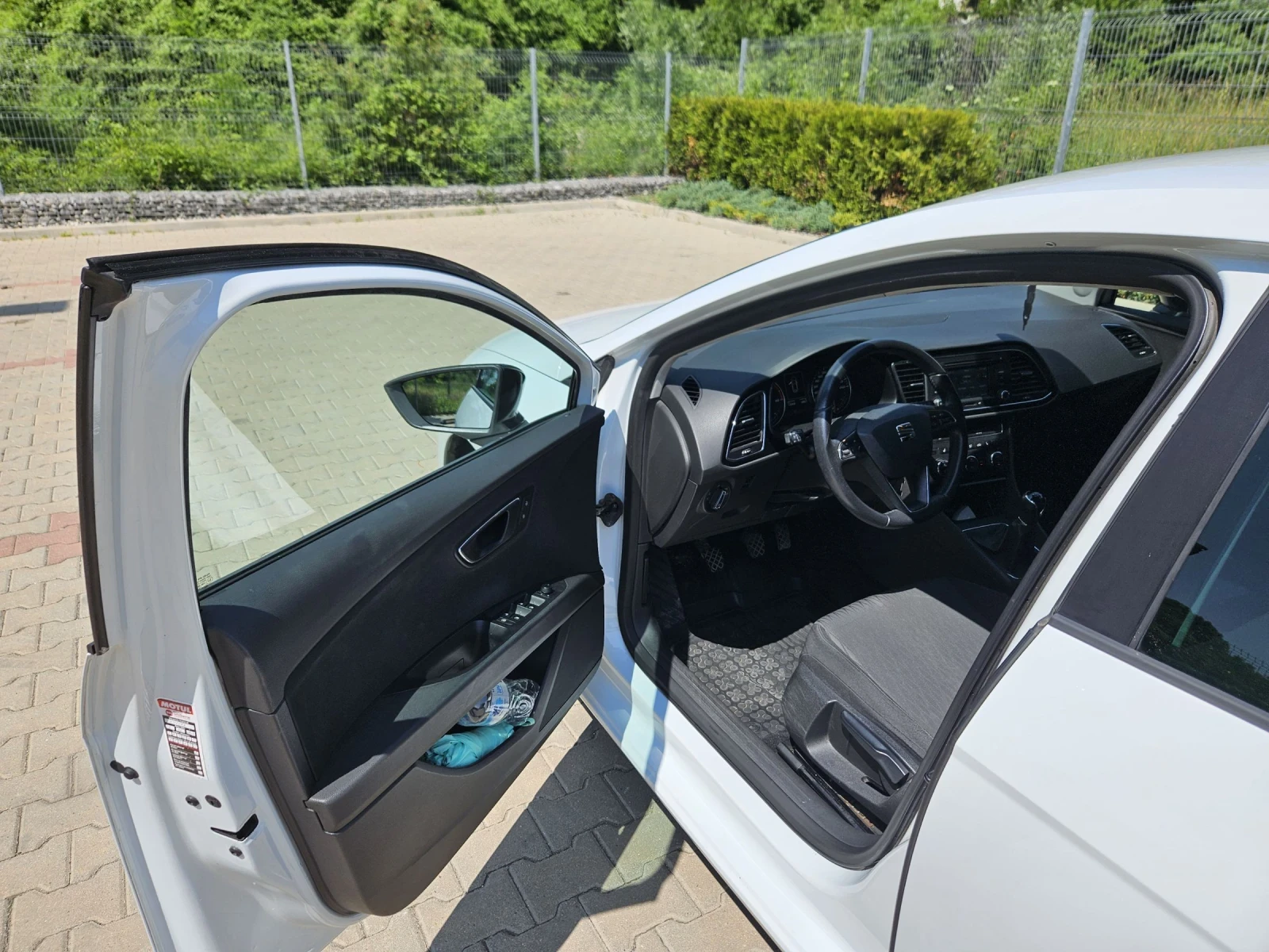 Seat Leon 1.6 tdi Style - изображение 10
