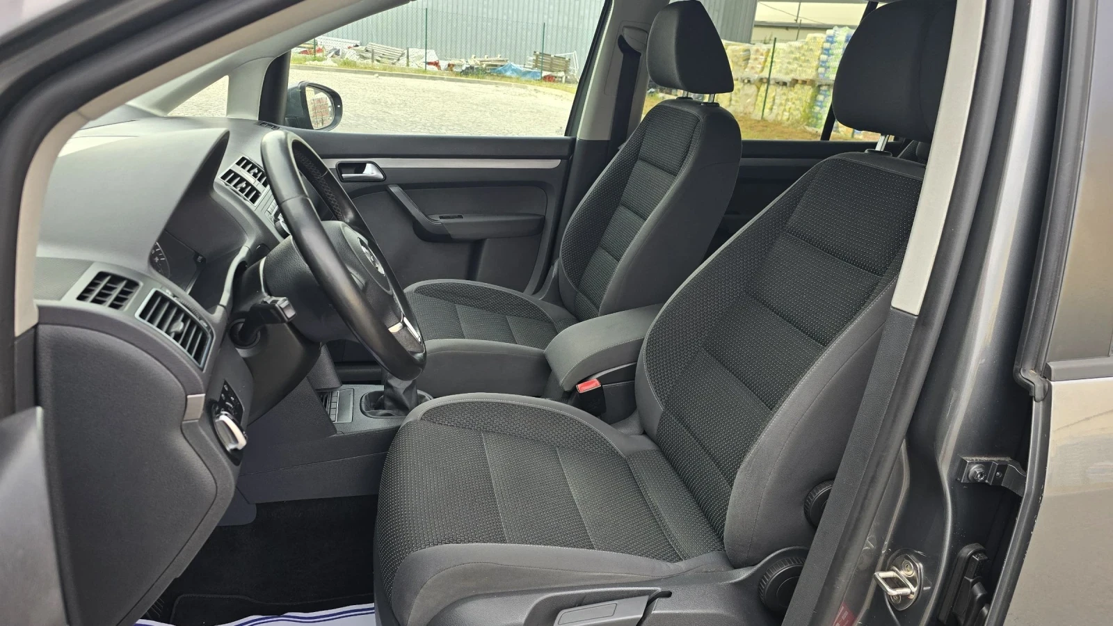 VW Touran 2.0tdi 140k.c* 6+ 1места* Евро5* ЛИЗИНГ - изображение 9