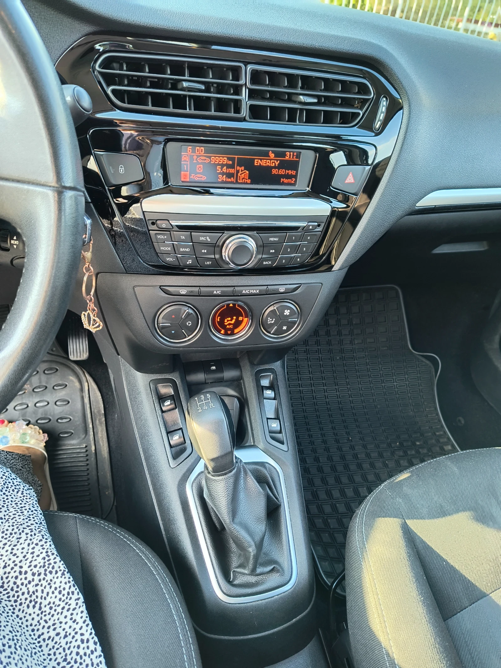 Peugeot 301  - изображение 7