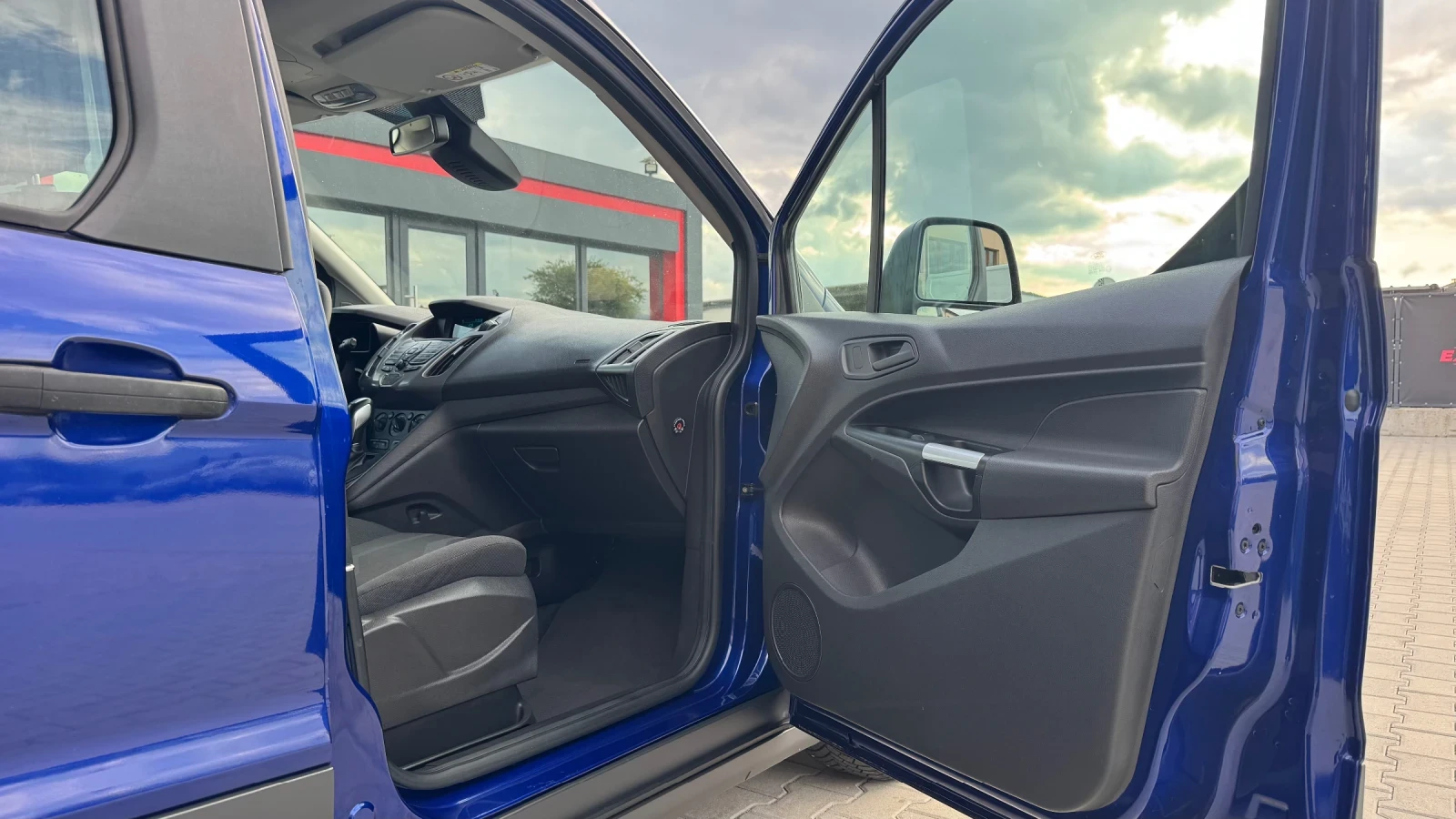 Ford Fiesta AAVTOMAT 7-MESTA EURO-6 | Mobile.bg — изображение 13