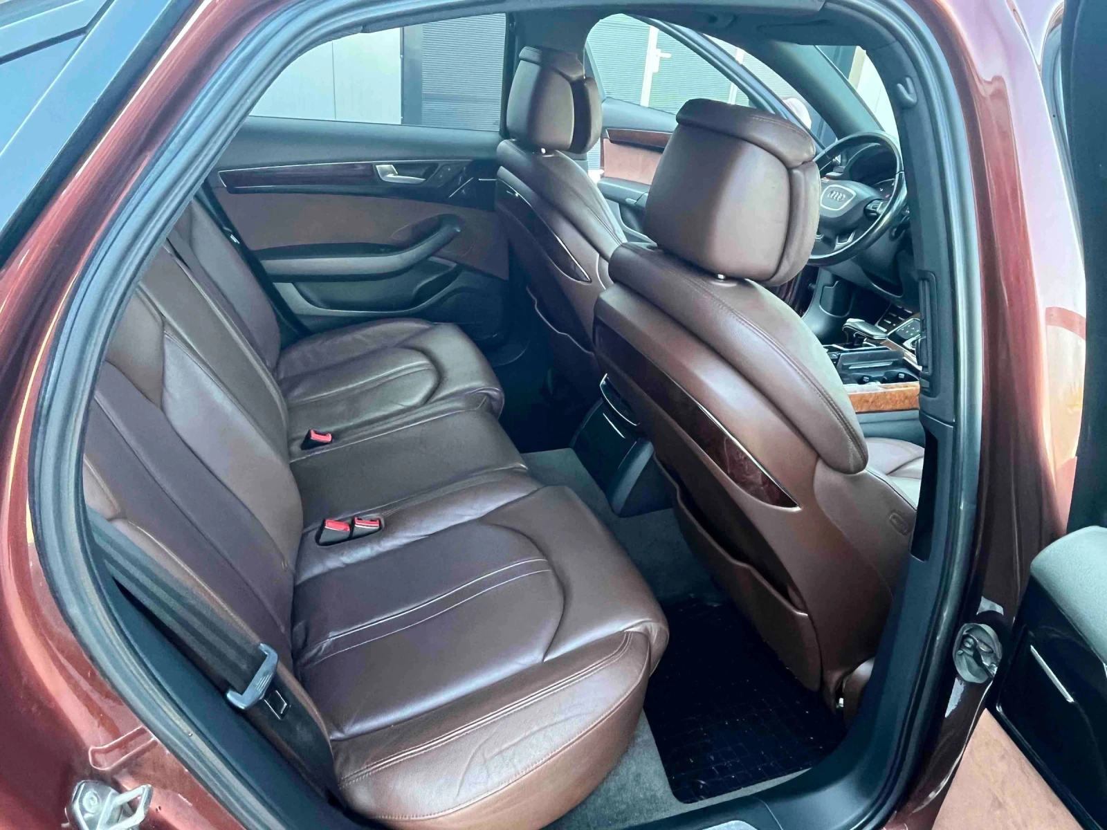 Audi A8 3.0 TDI - изображение 8