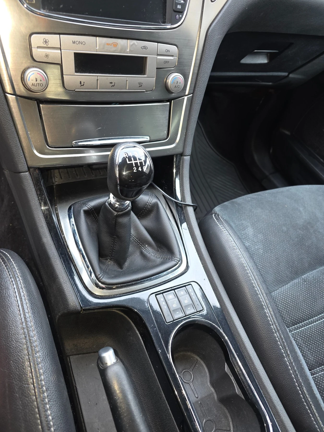 Ford Mondeo, снимка 6 - Автомобили и джипове - 53772424