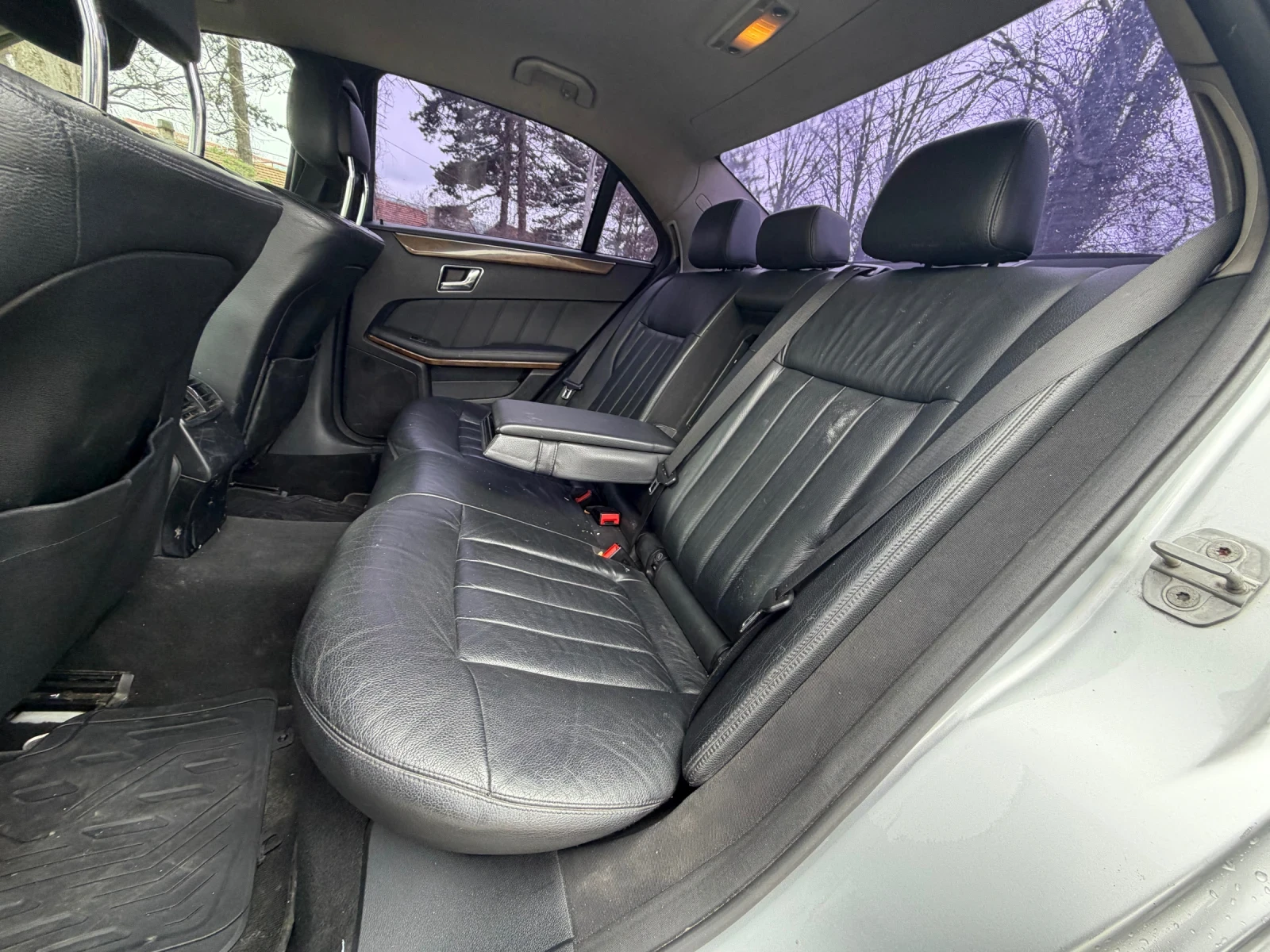 Mercedes-Benz E 220 ШОК* ЦЕНА* 2.2CDI* КОЖА* NAVI* , снимка 10 - Автомобили и джипове - 53894060