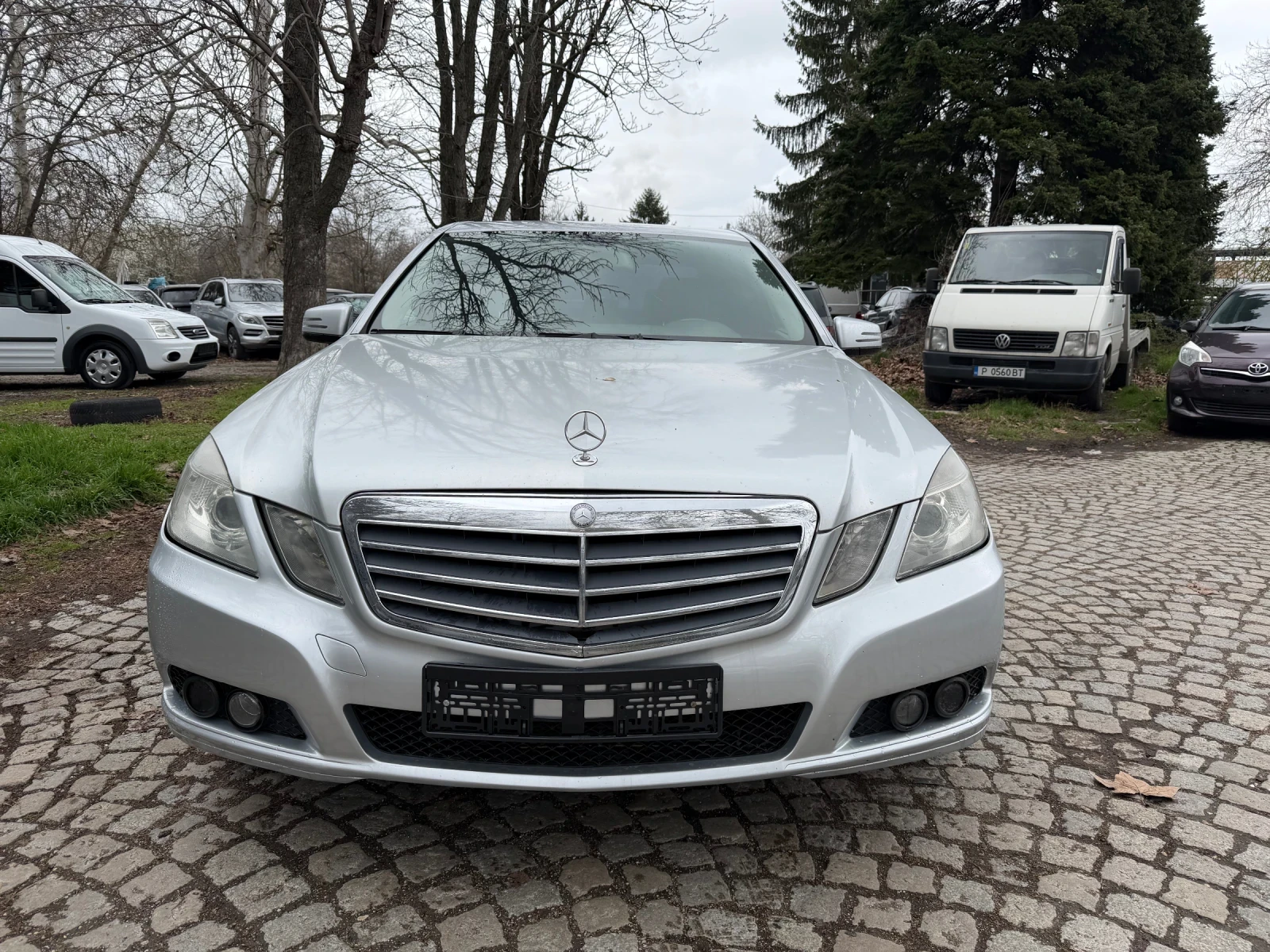Mercedes-Benz E 220 ШОК* ЦЕНА* 2.2CDI* КОЖА* NAVI* , снимка 2 - Автомобили и джипове - 53894060