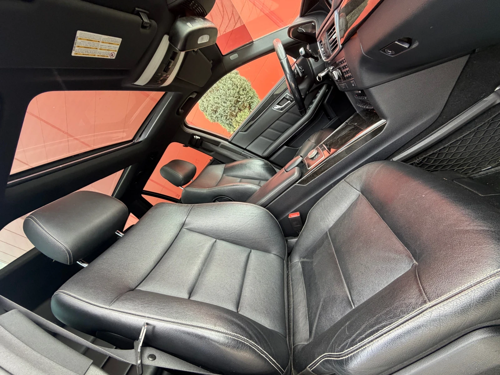 Mercedes-Benz E 350 AMG* LED* ПАНОРАМА, снимка 9 - Автомобили и джипове - 53894060