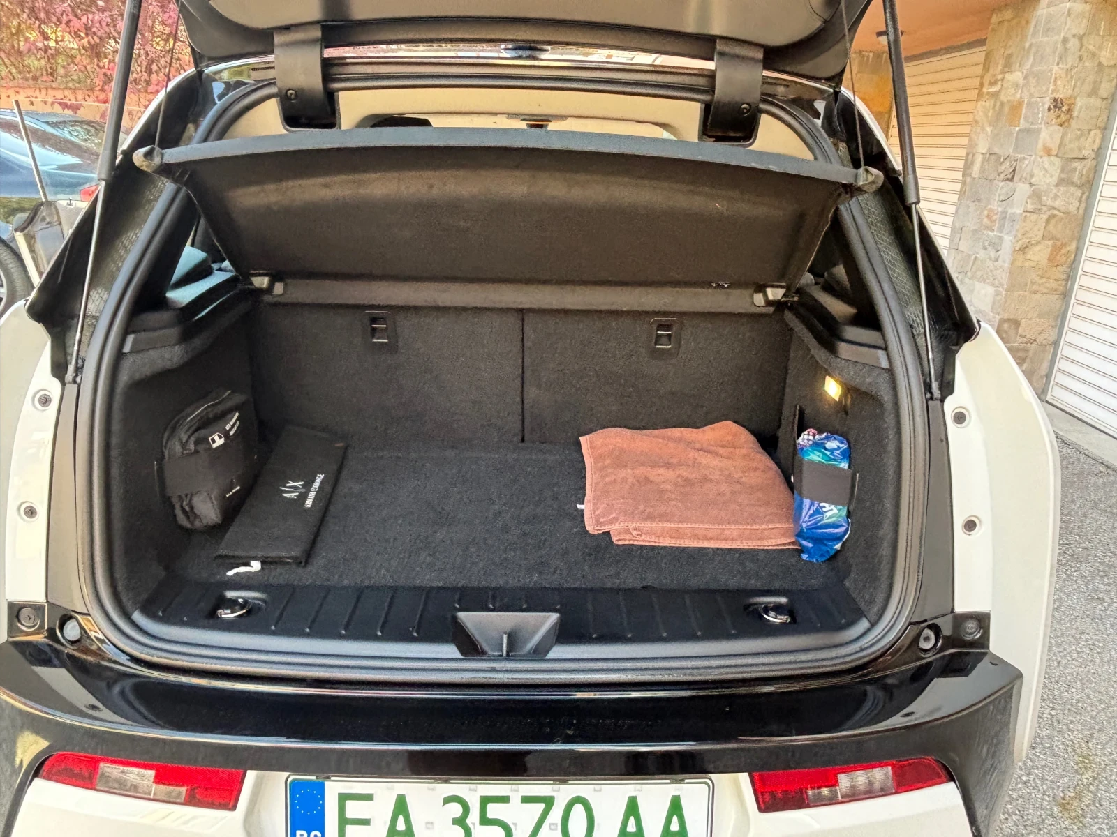 BMW i3 94 Ah, снимка 3 - Автомобили и джипове - 53951281