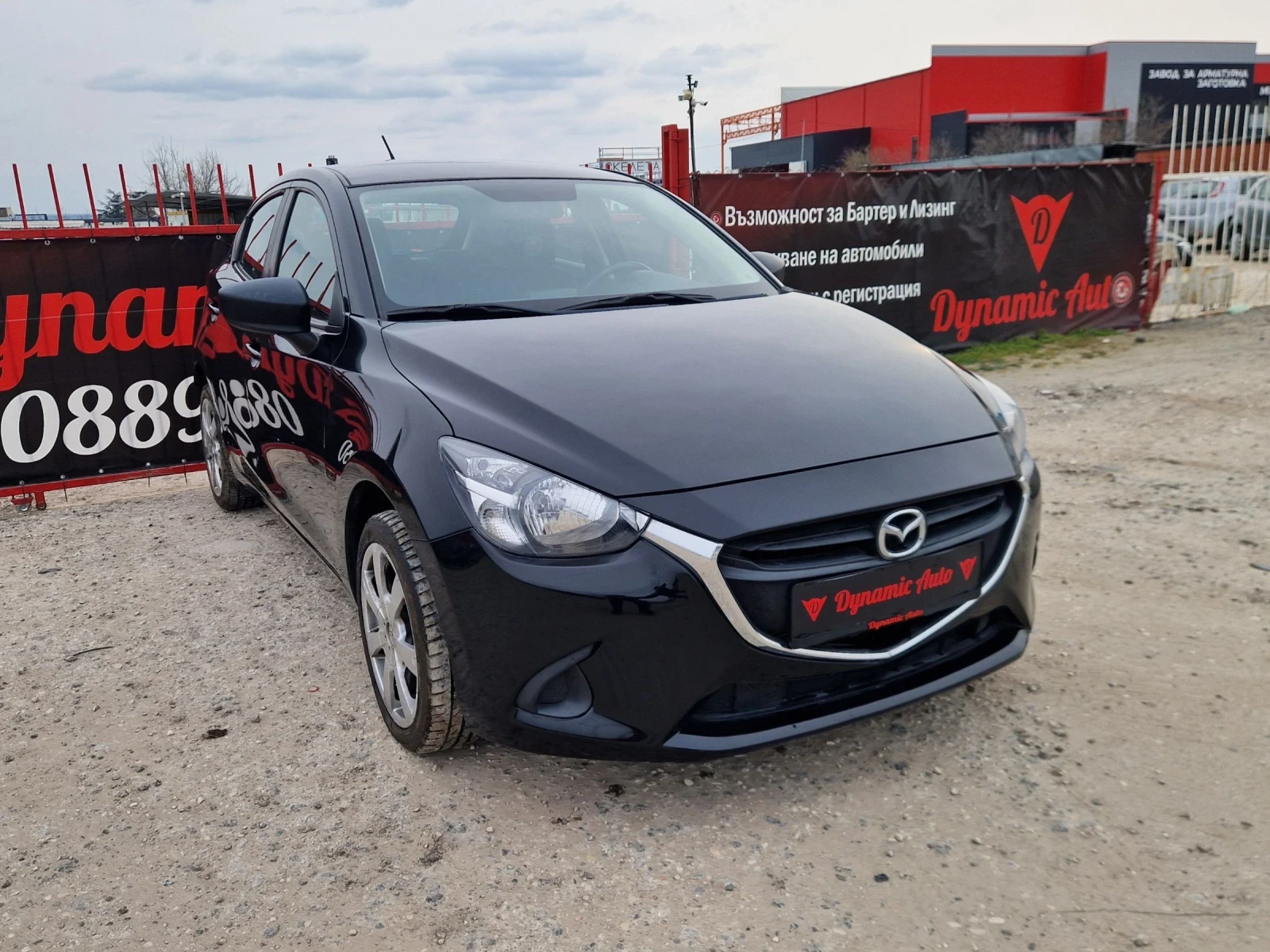 Mazda 2 Без забележки / Лизинг / Бартер , снимка 3 - Автомобили и джипове - 53967073