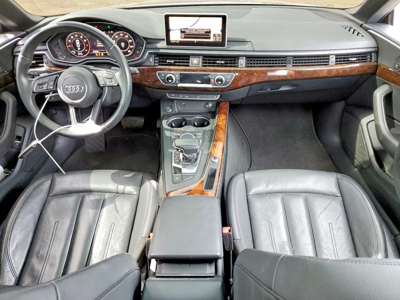 Audi A5 2.0l Premium Plus, снимка 8 - Автомобили и джипове - 54194087