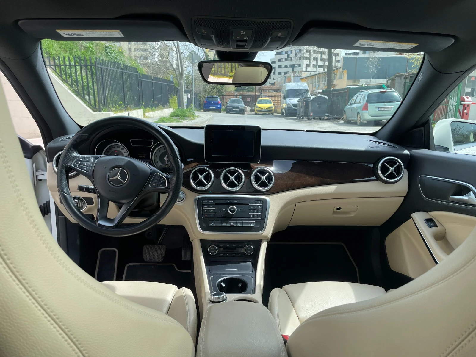 Mercedes-Benz CLA 250 4 MATIC 211 к.с., снимка 11 - Автомобили и джипове - 54218767