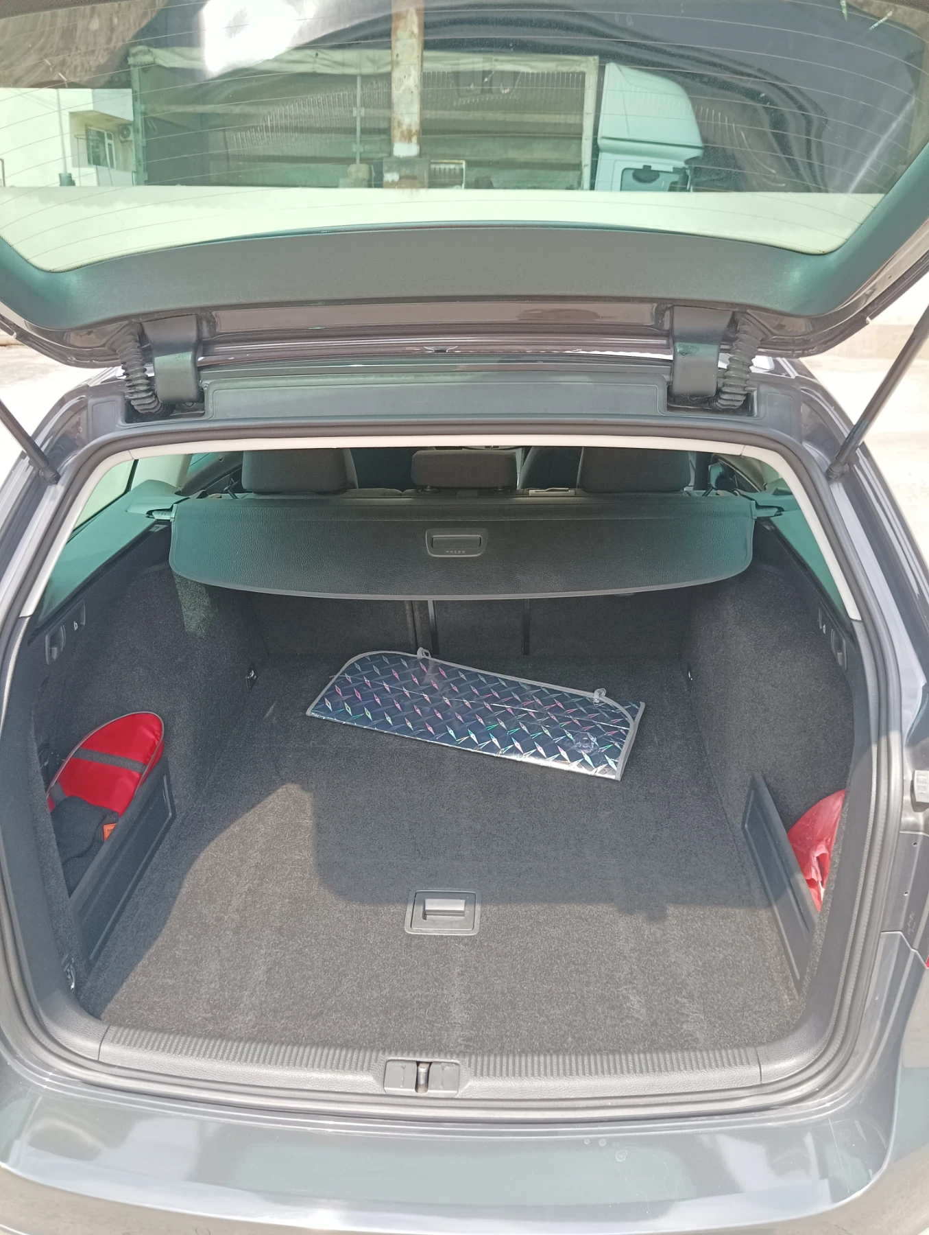 VW Passat 2.0 TDI R line, снимка 11 - Автомобили и джипове - 54887234