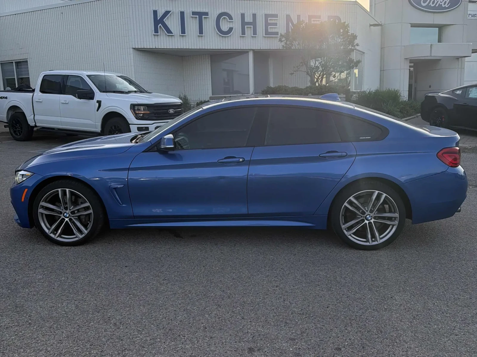 BMW 430 Шибида* 360 к.* Харман* Дигитал* М-пакет* Подгрев*, снимка 5 - Автомобили и джипове - 54943048