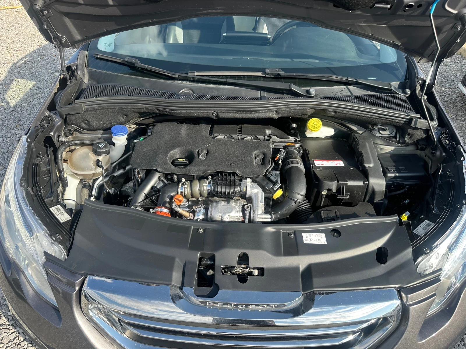 Peugeot 2008 1.6D 92HP 2014G NAVI SENSOR 157888km* evro5B, снимка 14 - Автомобили и джипове - 55123565