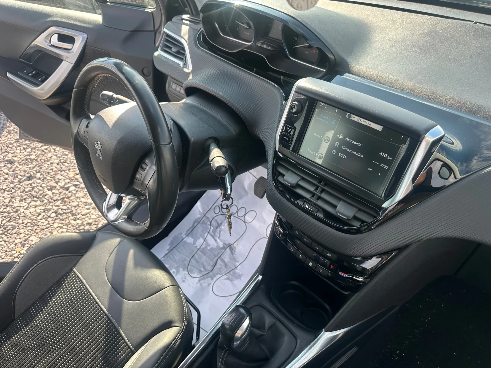 Peugeot 2008 1.6D 92HP 2014G NAVI SENSOR 157888km* evro5B, снимка 13 - Автомобили и джипове - 55123565