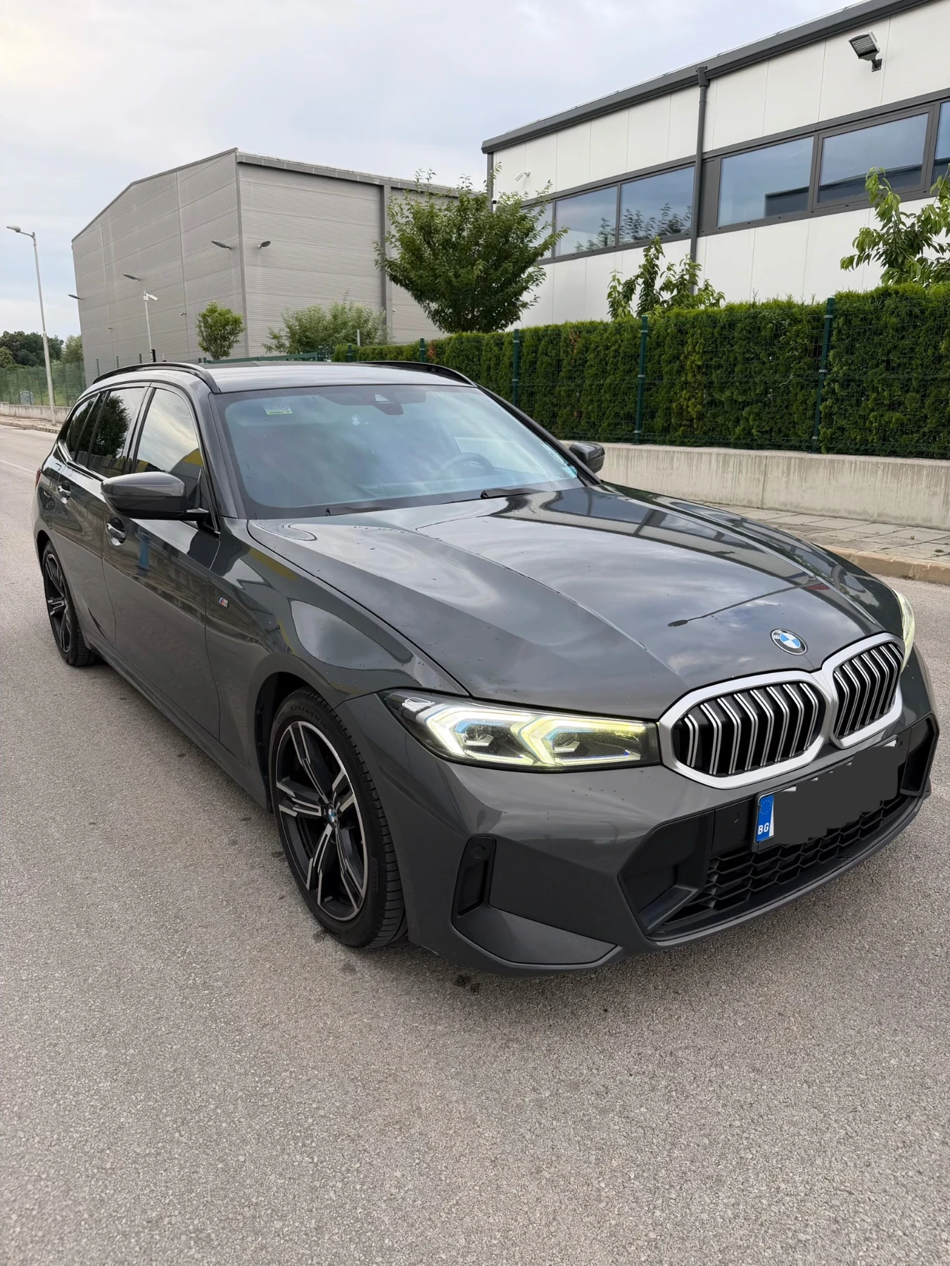BMW 320 2023-FACE/X-drive/2.0-190кс-Mild Hybrid.
