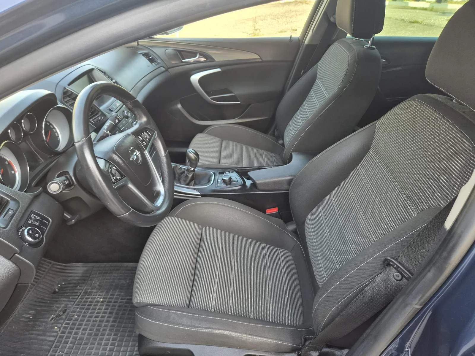Opel Insignia 2.0 CDTI | Mobile.bg � ����������� 10
