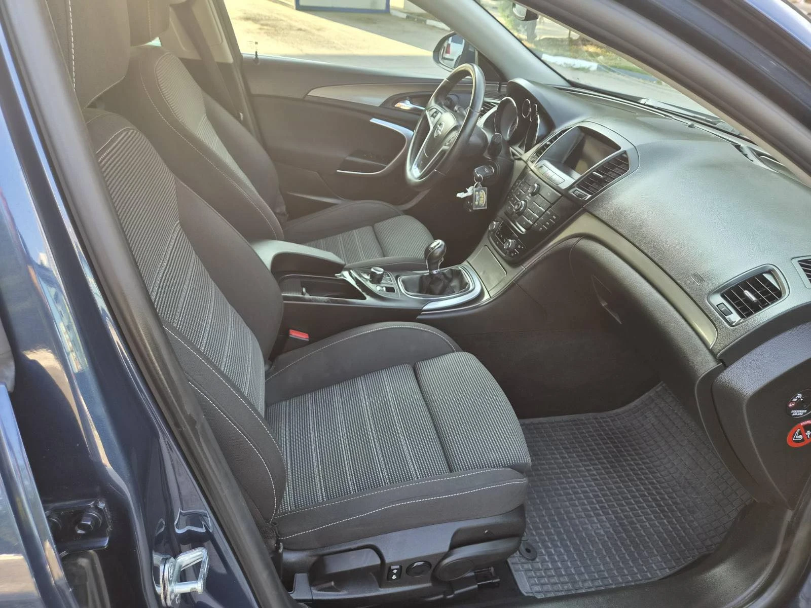 Opel Insignia 2.0 CDTI | Mobile.bg � ����������� 12