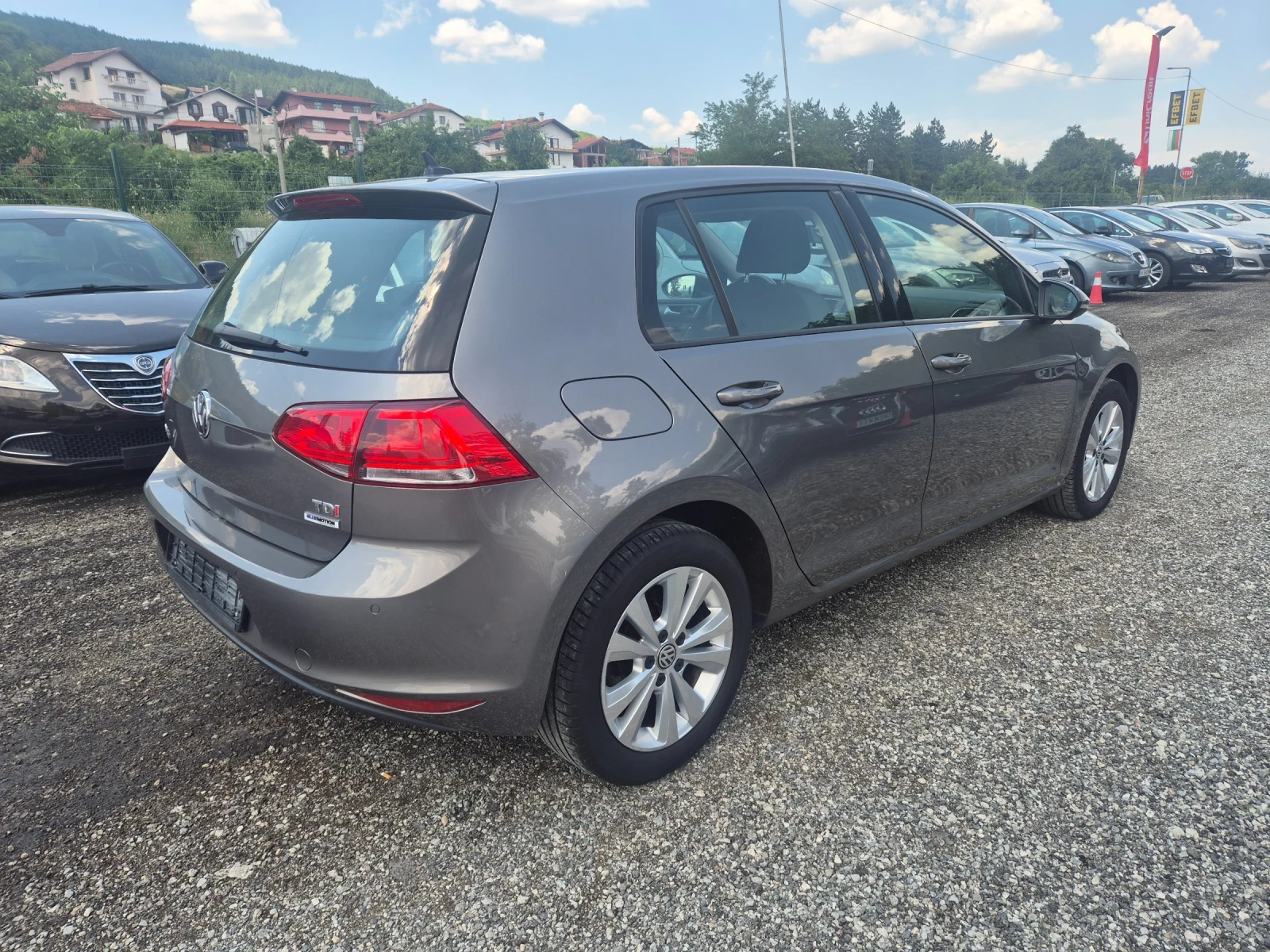 VW Golf VII - 110к.с. ТОП състояние, снимка 4 - Автомобили и джипове - 55324438