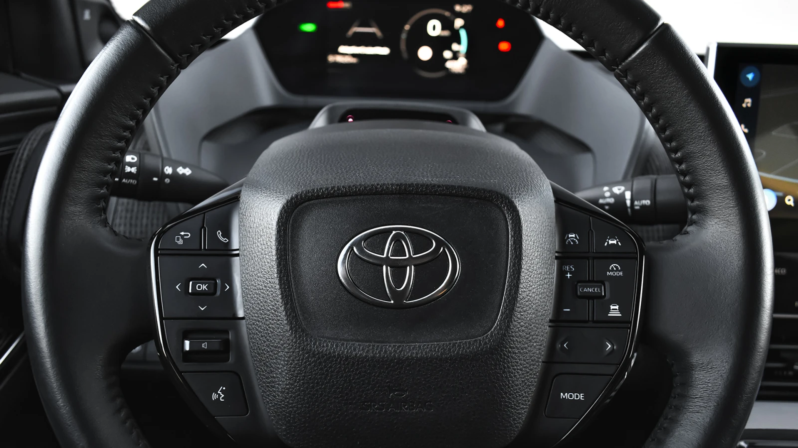 Toyota bZ4X Executive 71.4 kWh BEV 4x4, снимка 9 - Автомобили и джипове - 56131813