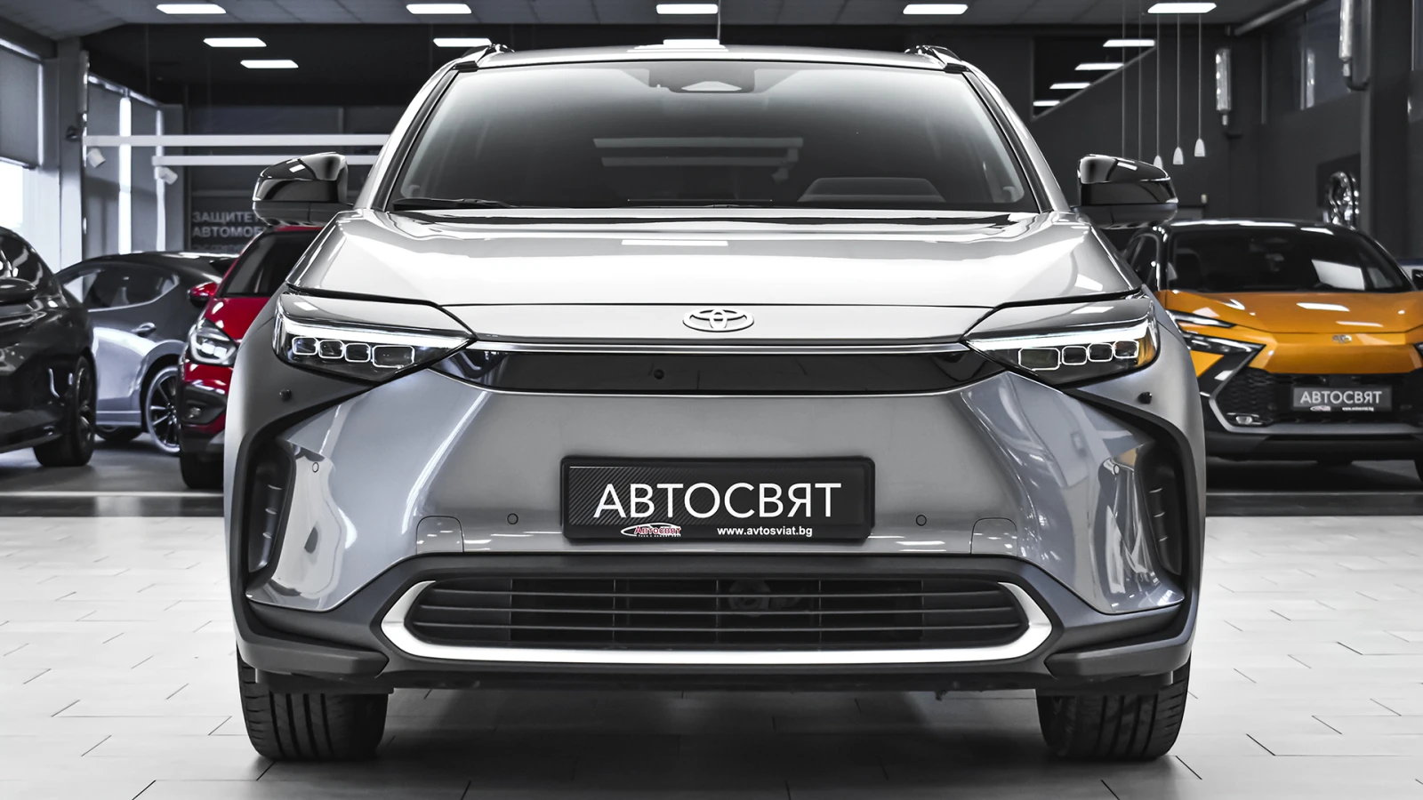 Toyota bZ4X Executive 71.4 kWh BEV 4x4, снимка 2 - Автомобили и джипове - 56131813