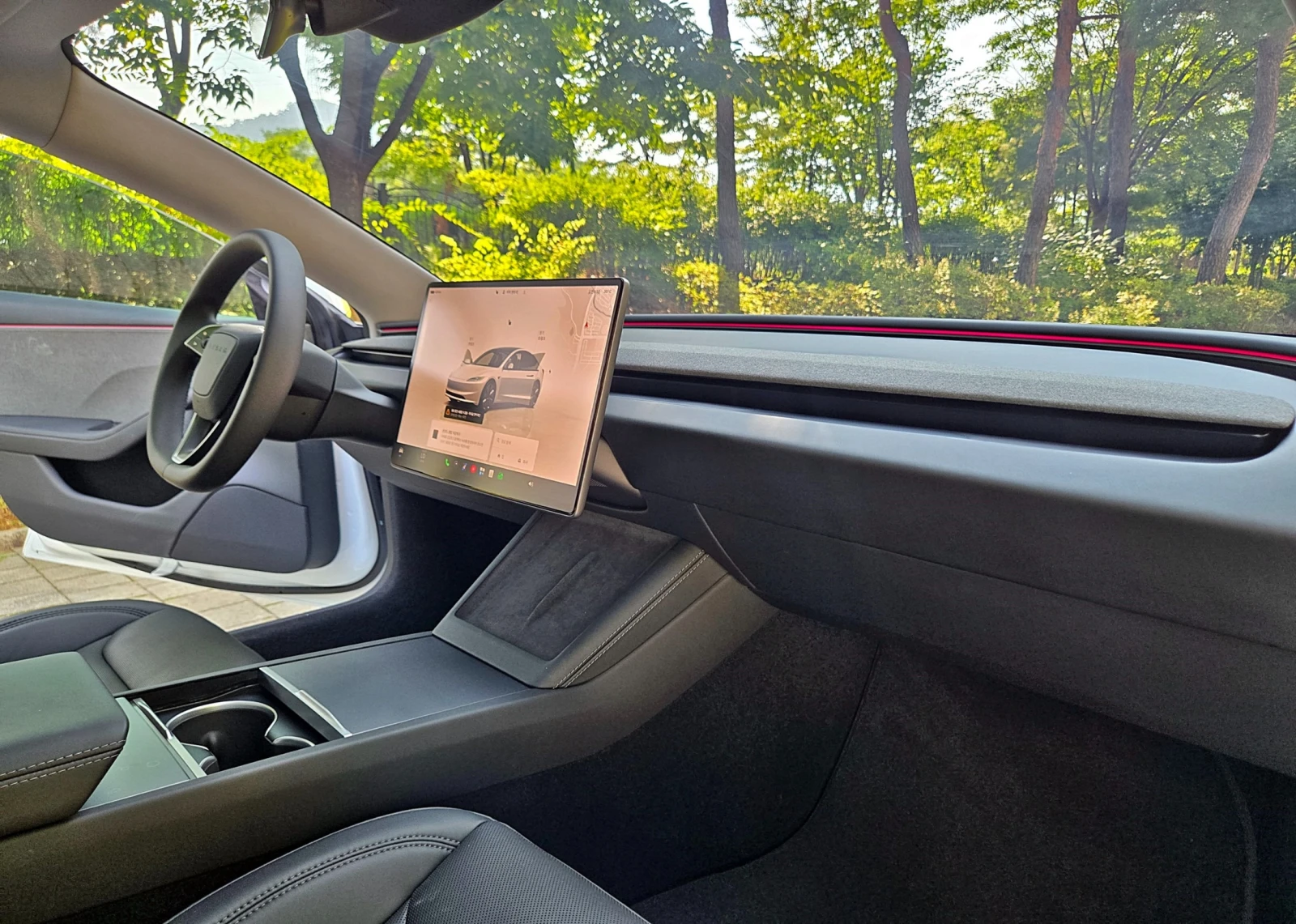 Tesla Model 3 2026 , снимка 9 - Автомобили и джипове - 56506851
