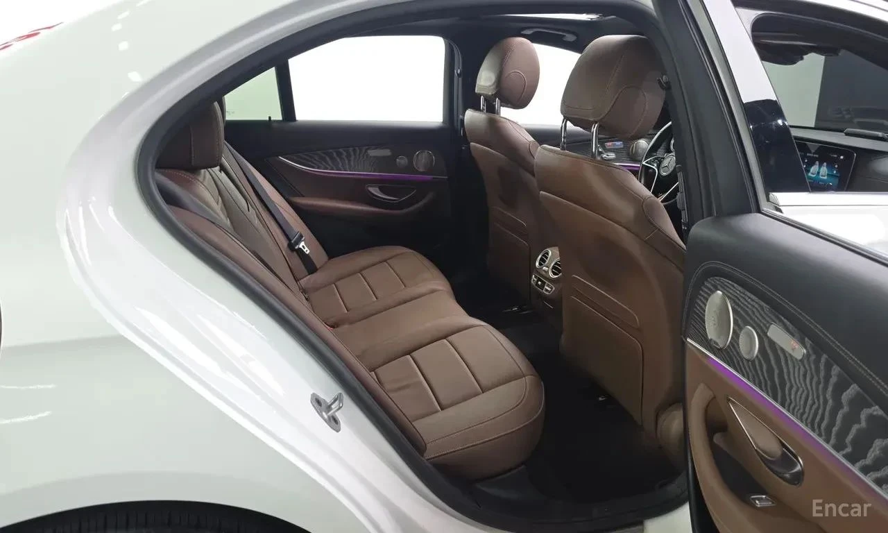 Mercedes-Benz E 350, снимка 15 - Автомобили и джипове - 56727140