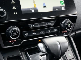 Honda Cr-v TOURING / 4X4 / DISTRONIC / ПОДГРЕВИ / ПАНОРАМА  - 19000 € / 37160.77 лв. - 88771937 9