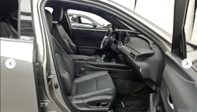 Lexus UX 300h ПОДГРЕВ* ОБДУХВАНЕ* 360КАМЕРА* КЕЙЛЕС*  | Auto.bg — изображение 13