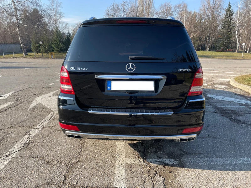 Mercedes-Benz GL 550, снимка 7 - Автомобили и джипове - 47601332