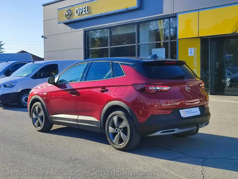 Opel Grandland X Elegance Plug-in-Hybrid 1.6 (225HP) AT8, снимка 6 - Автомобили и джипове - 47661658