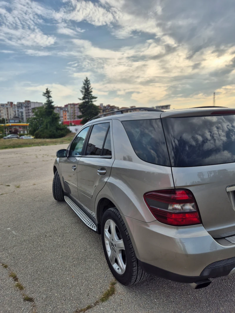 Mercedes-Benz ML 320, снимка 8 - Автомобили и джипове - 48911449