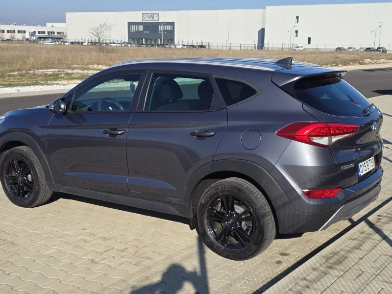 Hyundai Tucson 2.0CRDi/4X4/* 123000km* ГЕРМАНИЯ* ФУЛ, снимка 6 - Автомобили и джипове - 52747743