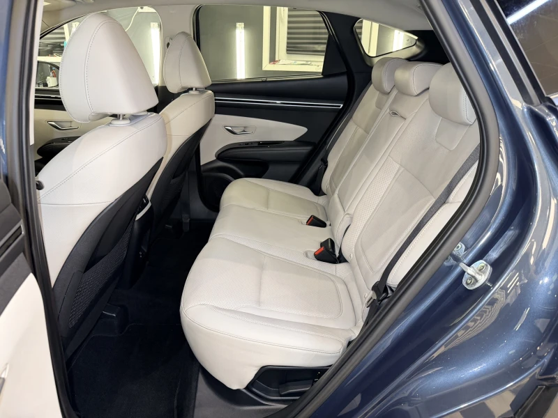 Hyundai Tucson, снимка 8 - Автомобили и джипове - 52774166