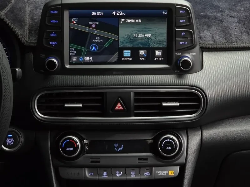 Hyundai Kona 1.6 2WD MODERN CHOICE, снимка 14 - Автомобили и джипове - 55217572