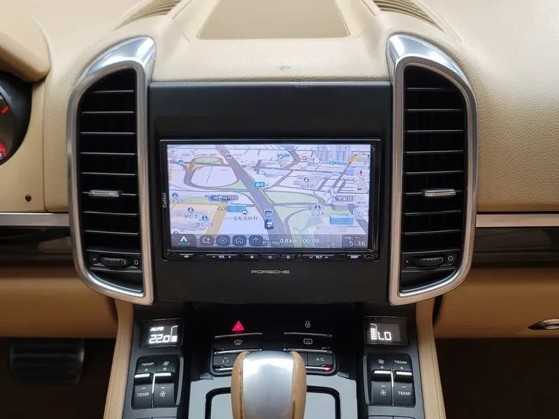 Porsche Cayenne 3.0 S Hybrid 958, снимка 14 - Автомобили и джипове - 55889010
