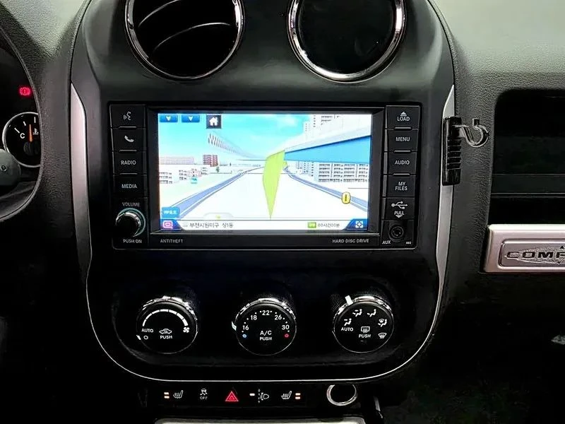 Jeep Compass, снимка 14 - Автомобили и джипове - 56733490