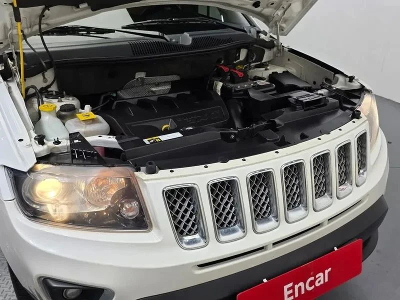 Jeep Compass, снимка 6 - Автомобили и джипове - 56733490