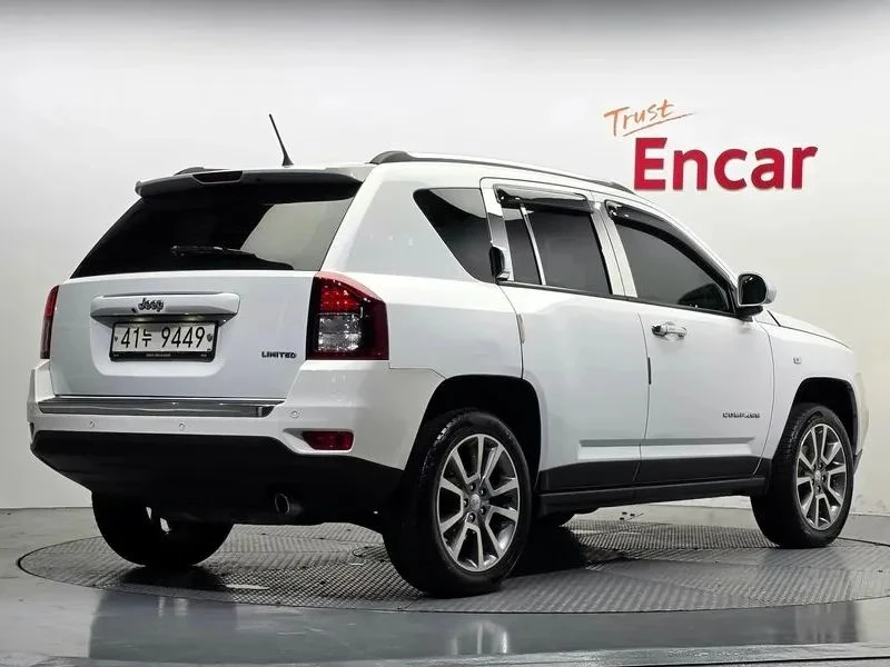 Jeep Compass, снимка 2 - Автомобили и джипове - 56733490