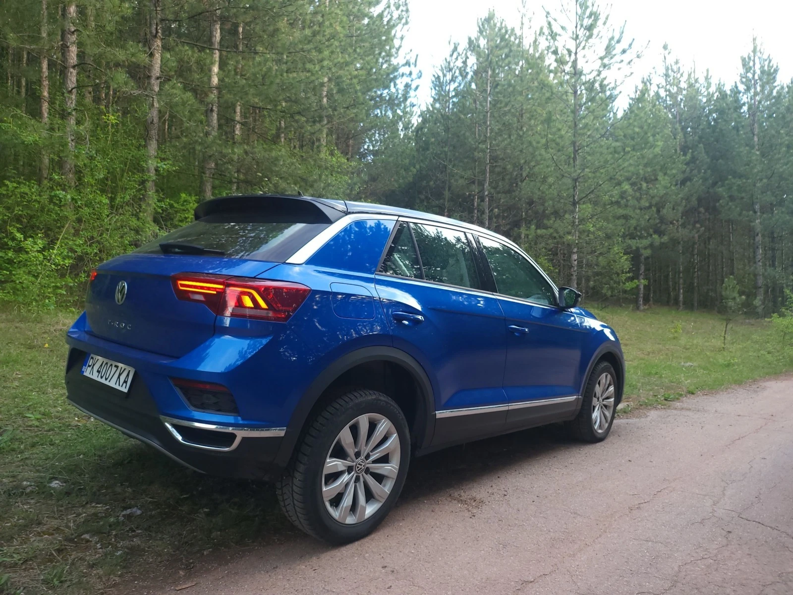 VW T-Roc 1.0 tsi 115k.c - изображение 8