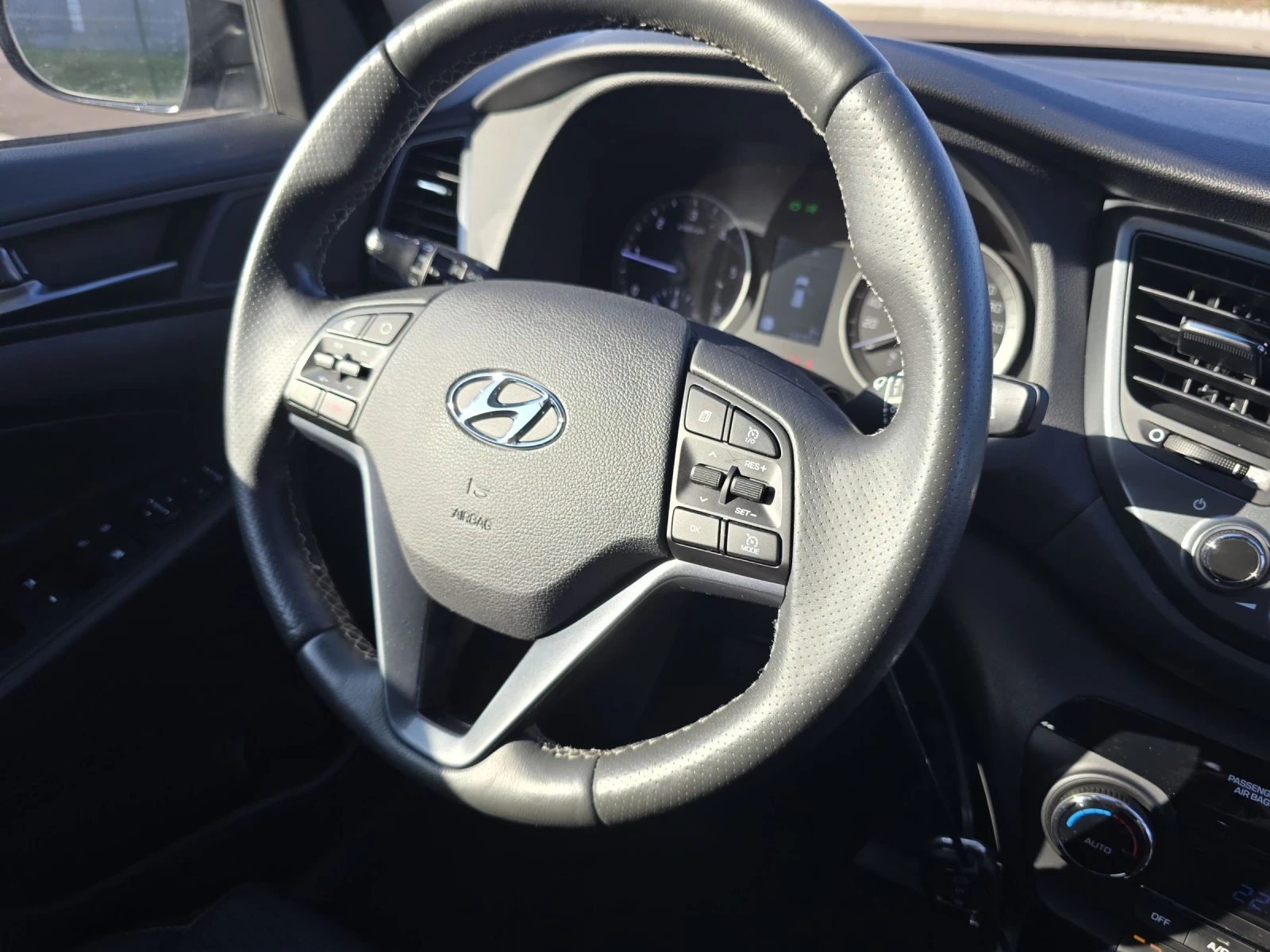 Hyundai Tucson 2.0CRDi/4X4/* 123000km* ��������* ��� | Mobile.bg � ����������� 12